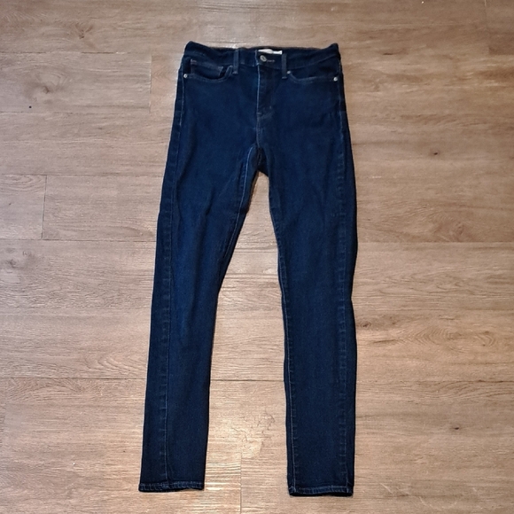 Levi's Slimming Skinny Blue Jeans - Picture 1 of 6